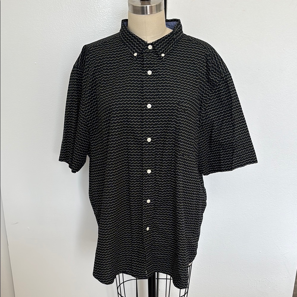 Black Dotted Stripes Nautica Shirt Size XXL